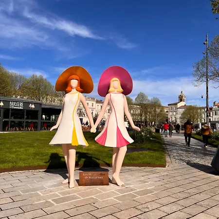 La Colbertine - Charming In Place Colbert